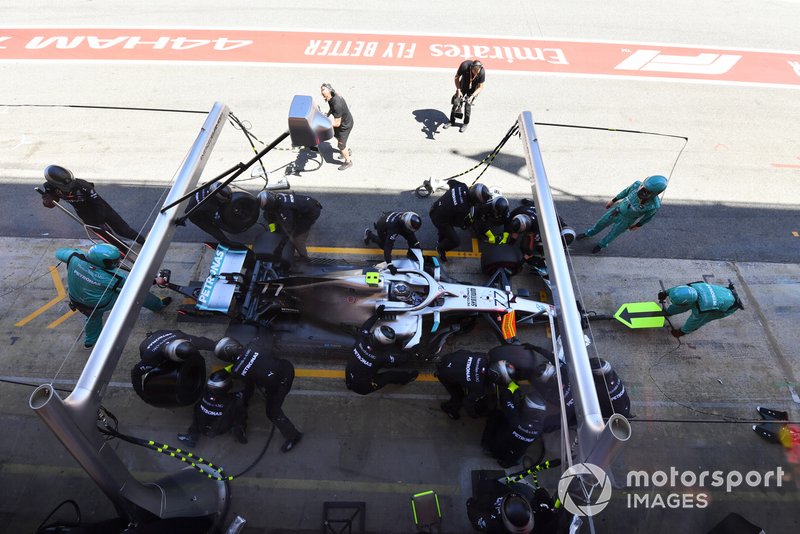 Valtteri Bottas, Mercedes AMG W10, makes a pit stop