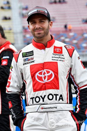 Matt DiBenedetto, Leavine Family Racing, Toyota Camry Toyota Express Maintenance