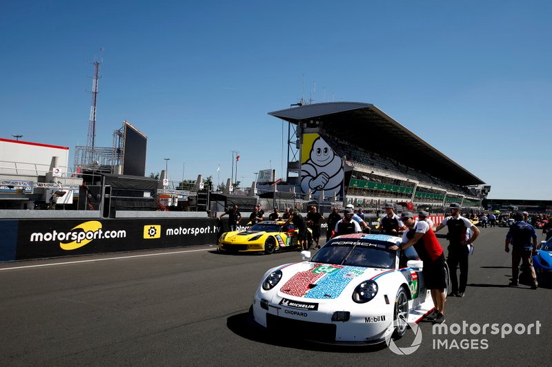#94 Porsche GT Team Porsche 911 RSR: Sven Müller, Mathieu Jaminet, Dennis Olsen