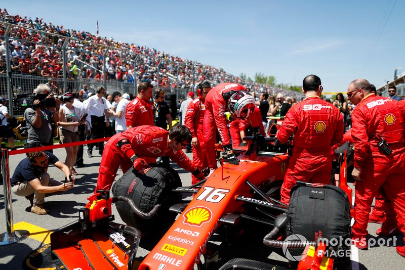 Charles Leclerc, Ferrari SF90, arrives on the grid