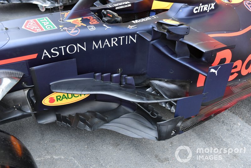 Side barge board on Red Bull Racing RB15 