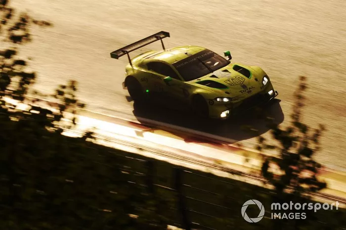 #97 Aston Martin Racing Aston Martin Vantage AMR: Alex Lynn, Maxime Martin 