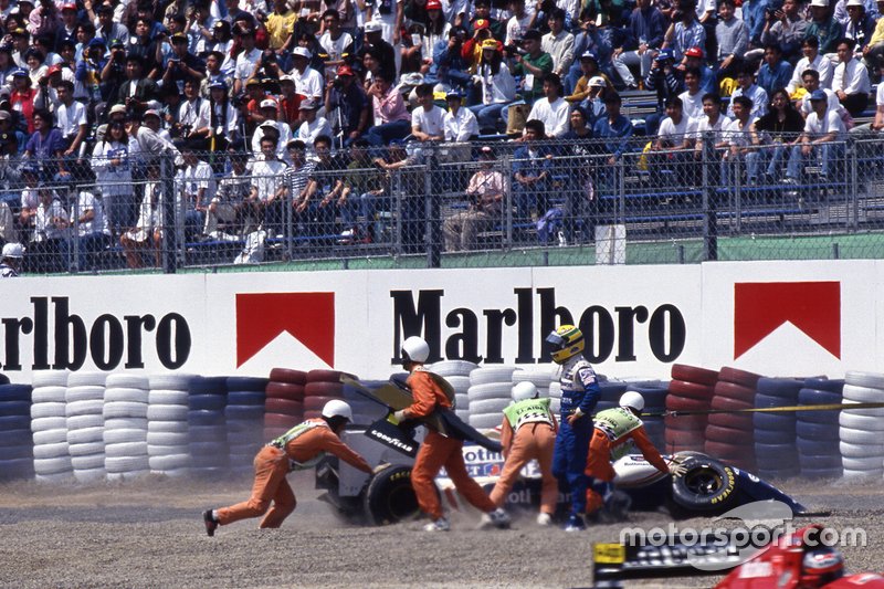 Ayrton Senna, Williams FW16, abandona a prova