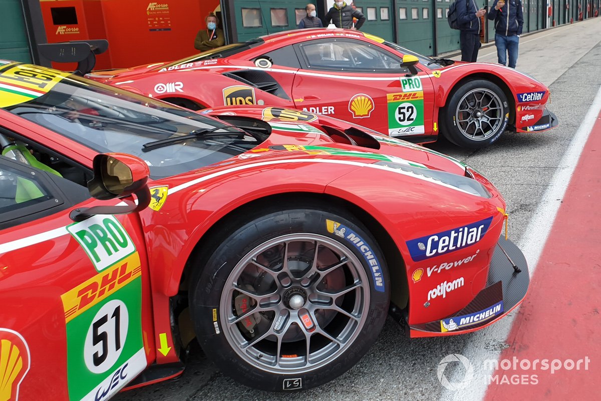 Le Ferrari 488 GTE Evo: #51 AF Corse: Alessandro Pier Guidi, James Calado, #52 AF Corse: Daniel Serra, Miguel Molina