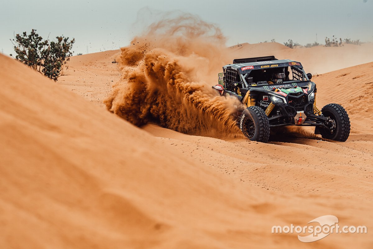 O Can-Am XRS Turbo da equipe em ação: manutenção detalhada