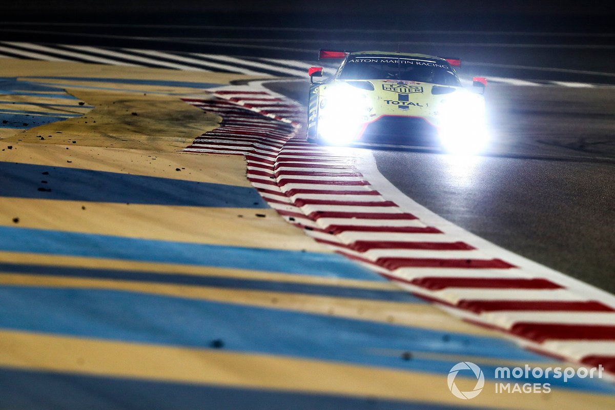 #98 Aston Martin Racing Aston Martin Vantage: Paul Dalla Lana, Pedro Lamy, Ross Gunn 