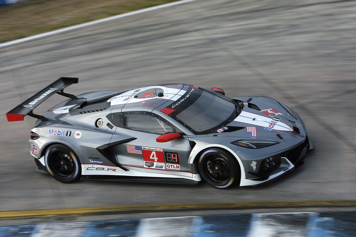 #4: Corvette Racing Corvette C8.R, GTLM: Tommy Milner, Nick Tandy, Alexander Sims