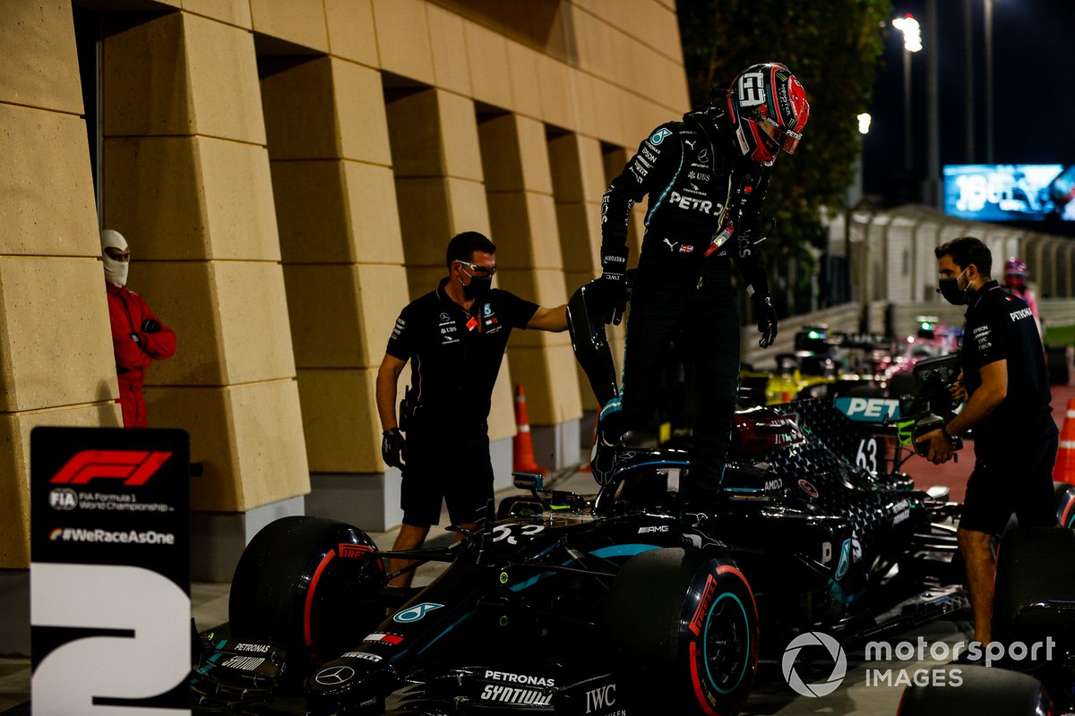George Russell, Mercedes-AMG F1, arriva al Parc Ferme dopo le qualifiche