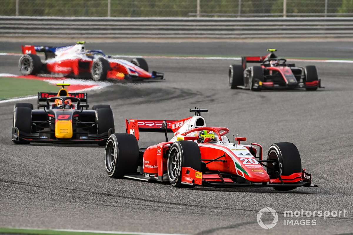 Mick Schumacher, Prema Racing precede Jehan Daruvala, Carlin, Callum Ilott, UNI-Virtuosi e Robert Shwartzman, Prema Racing