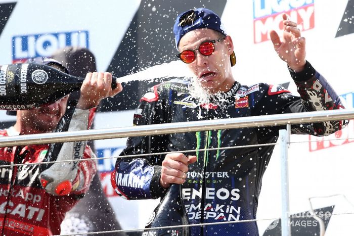 Podio: ganador Fabio Quartararo, Yamaha Factory Racing