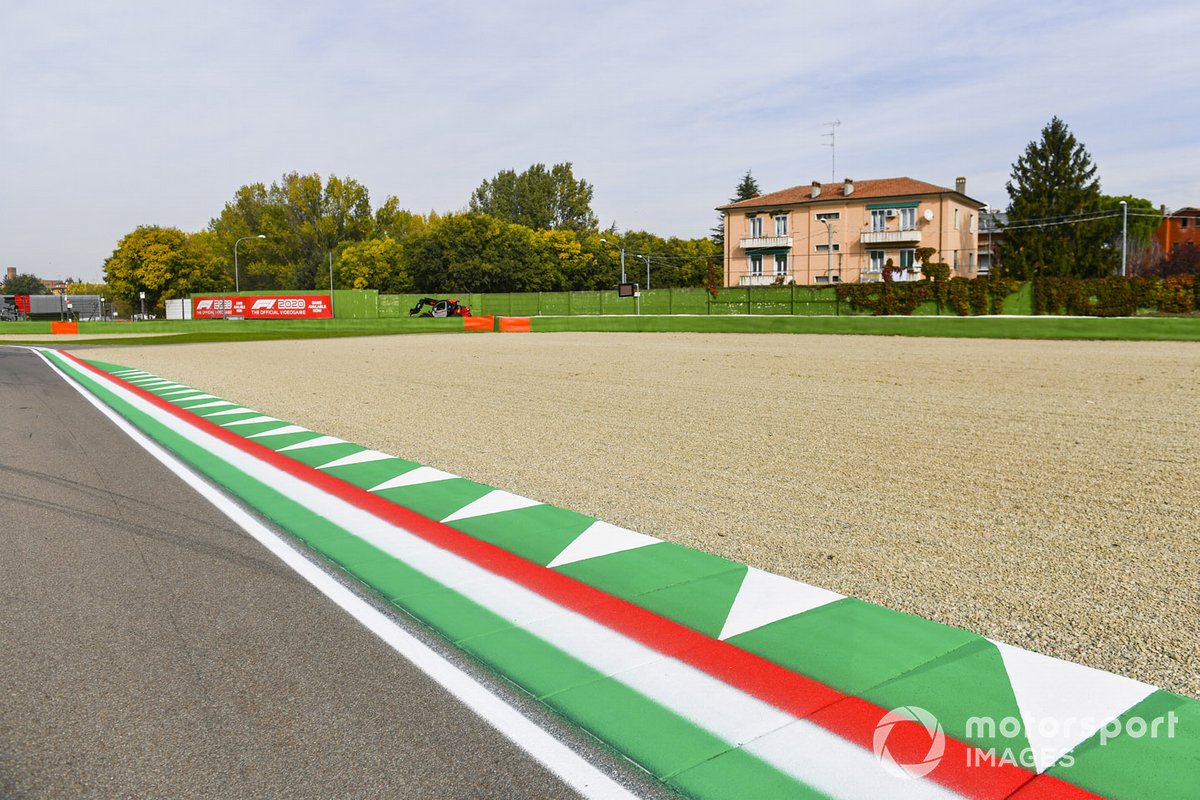 I cordoli verniciati con i colori nazionali
