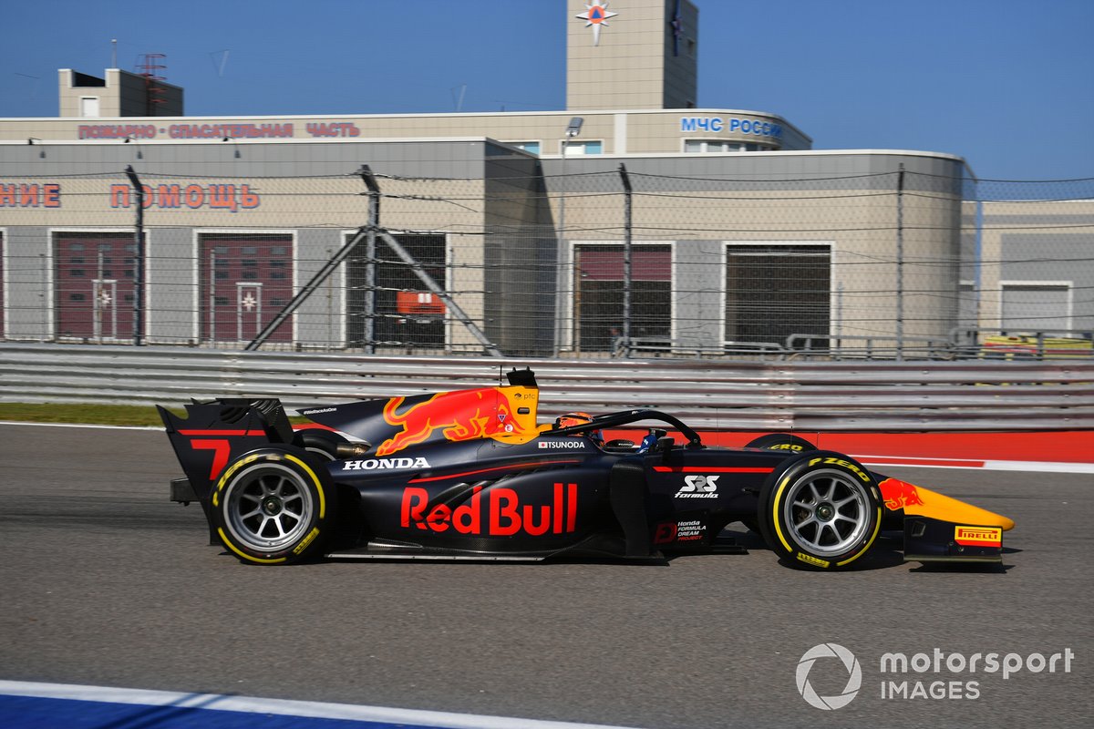 Yuki Tsunoda, Carlin