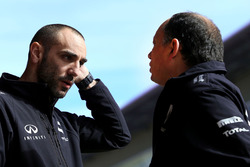 Cyril Abiteboul, Renault Sport F1 Team et Frédéric Vasseur, directeur de la compétition Renault Sport F1 Team