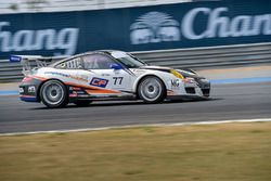 #77 Team NZ Porsche 997 Cup: Graeme Dowsett, John Curran, Will Bamber