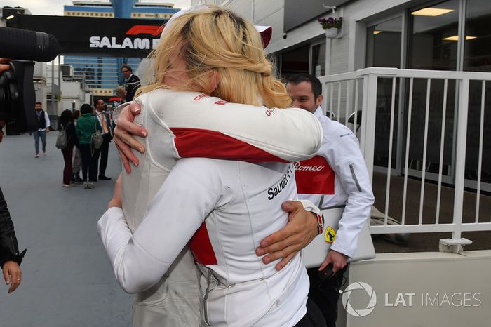 Charles Leclerc, Sauber celebra