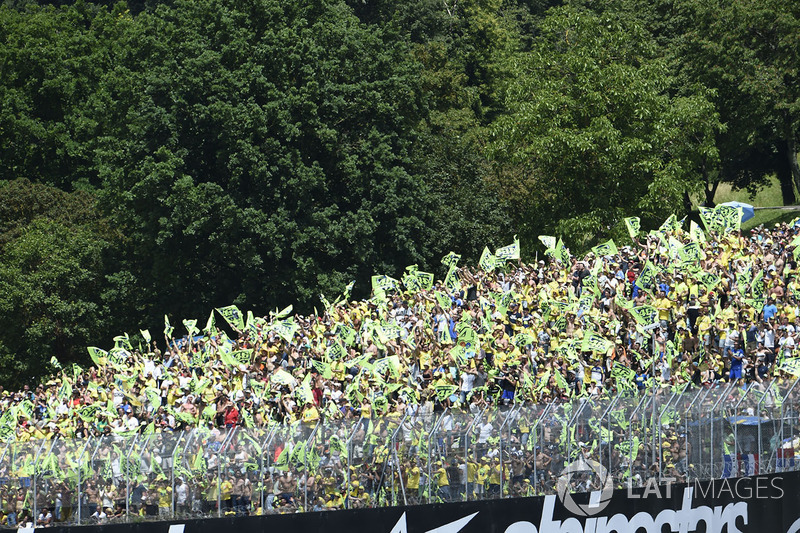 Rossi fans