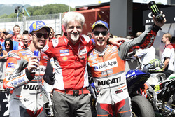 Andrea Dovizioso, equipo Ducati, Gigi Dall'Igna, director general del equipo Ducati, Jorge Lorenzo, equipo Ducati