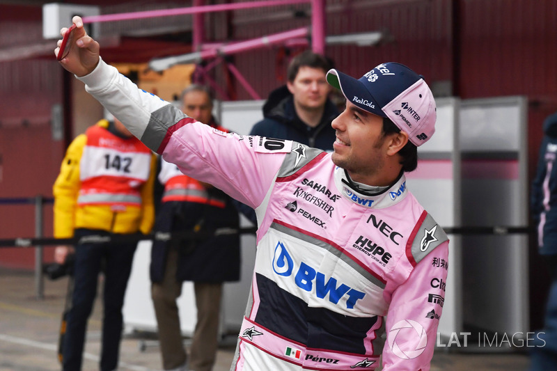 Sergio Perez, Sahara Force India selfie