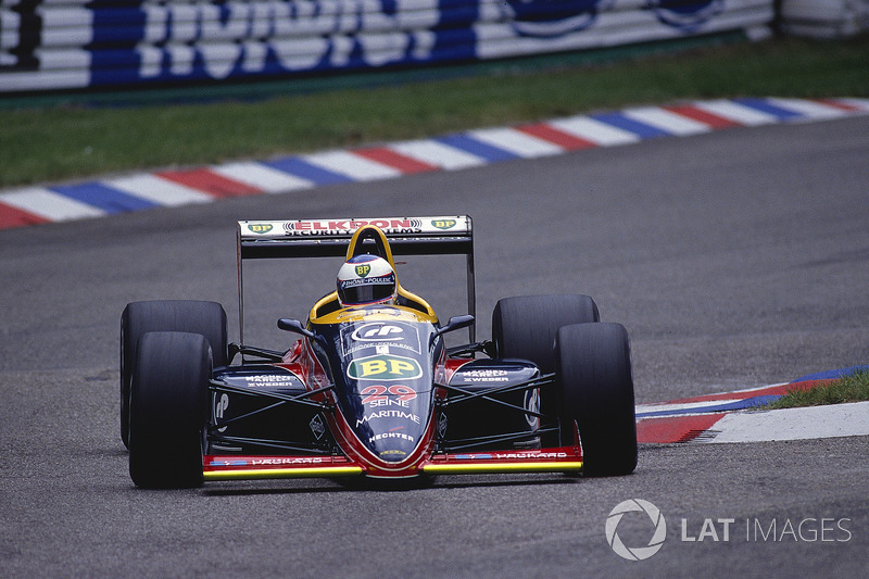 Янник Дальмас, Larrousse/Lola LC88 Ford