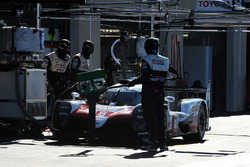 #8 Toyota Gazoo Racing Toyota TS050: Sébastien Buemi, Mike Conway