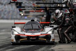 #7 Acura Team Penske Acura DPi, P: Helio Castroneves, Ricky Taylor, Graham Rahal, pit stop