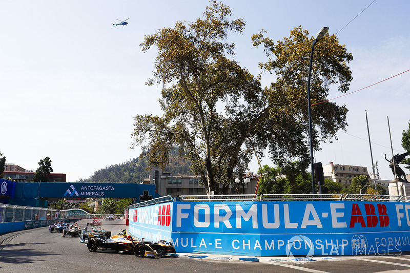 Jean-Eric Vergne, Techeetah, Nelson Piquet Jr., Jaguar Racing, Andre Lotterer, Techeetah, at the sta