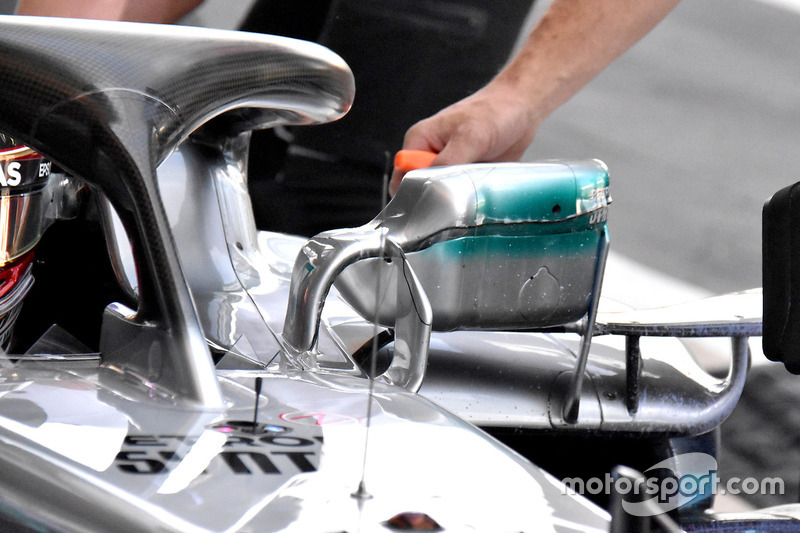 Lewis Hamilton, Mercedes AMG F1 W09 mirror