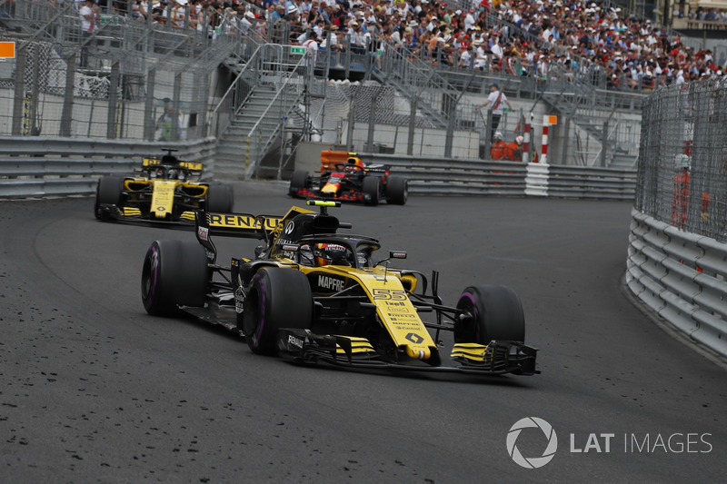 Carlos Sainz Jr., Renault Sport F1 Team R.S. 18 y Nico Hulkenberg, Renault Sport F1 Team R.S. 18