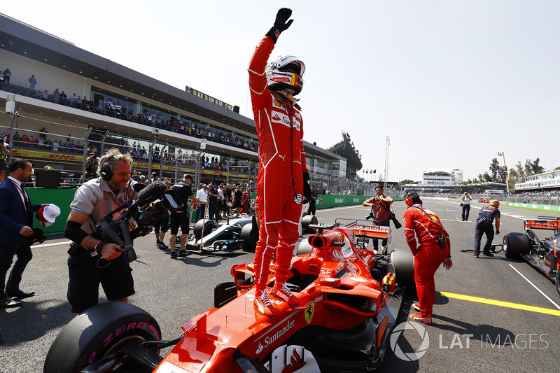 Pole para Sebastian Vettel, Ferrari