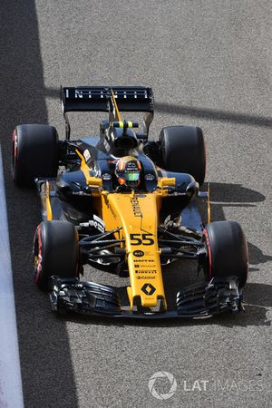 Carlos Sainz Jr., Renault Sport F1 Team RS17