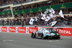 #77 Proton Competition Porsche 911 RSR: Christian Ried, Julien Andlauer, Matt Campbell