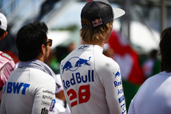 Sergio Perez, Force India, et Brendon Hartley, Toro Rosso