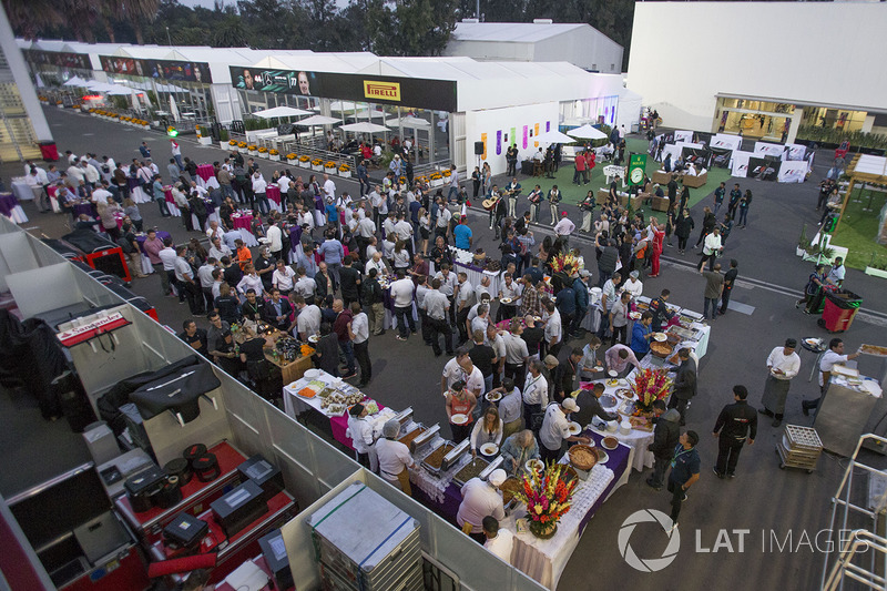 Paddock atmosphere