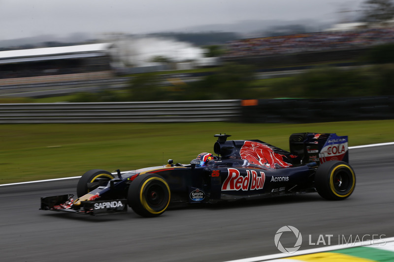 2016 - Daniil Kvyat, Max Verstappen e Carlos Sainz Jr.