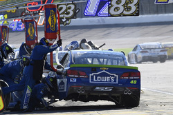 Jimmie Johnson, Hendrick Motorsports Chevrolet, makes a pit stop