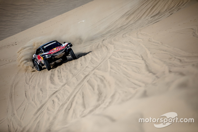 #303 Peugeot Sport Peugeot 3008 DKR: Carlos Sainz, Lucas Cruz