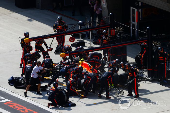 Max Verstappen, Red Bull Racing RB14 Tag Heuer