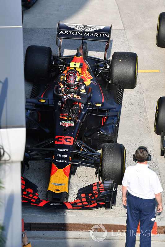 Max Verstappen, Red Bull Racing RB14 in parc ferme