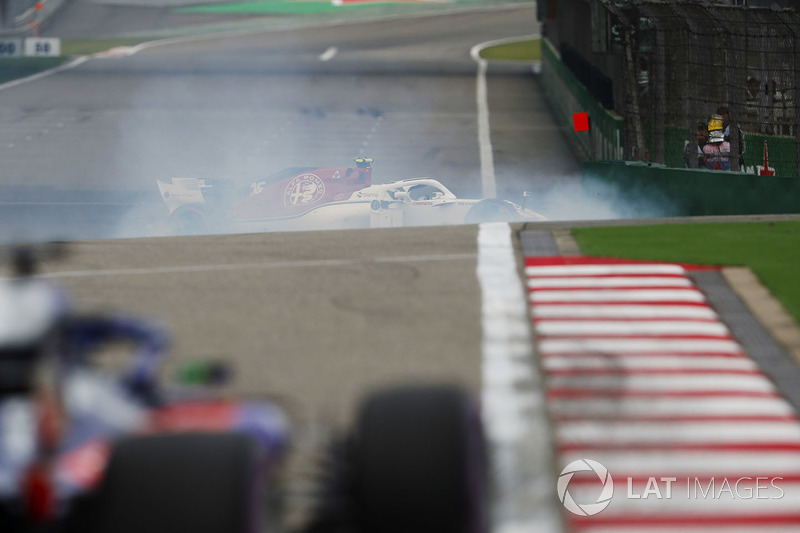 Разворот: Шарль Леклер, Alfa Romeo Sauber C37