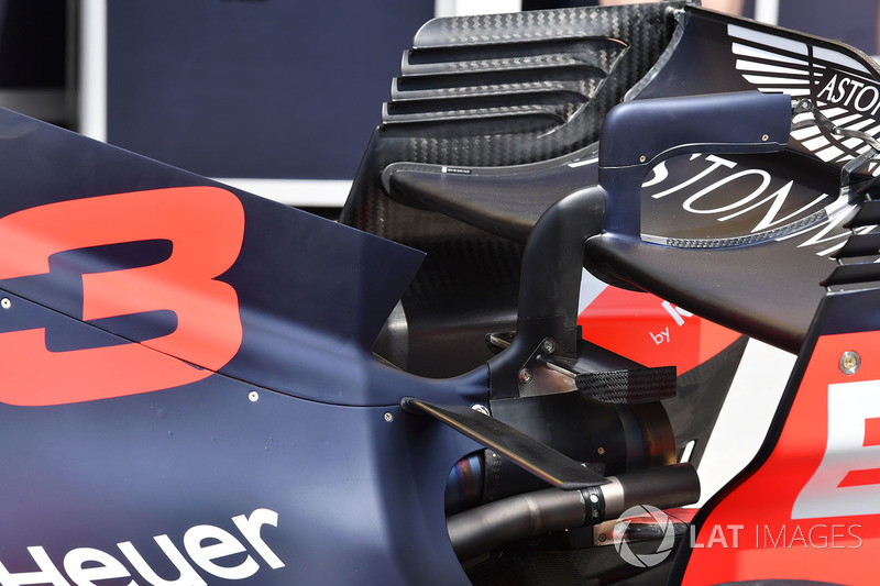 Detalle del alerón trasero del RB14 de Red Bull