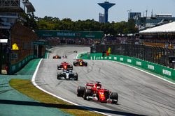 Sebastian Vettel, Ferrari SF70H, Valtteri Bottas, Mercedes AMG F1 W08, Kimi Raikkonen, Ferrari SF70H, Max Verstappen, Red Bull Racing RB13
