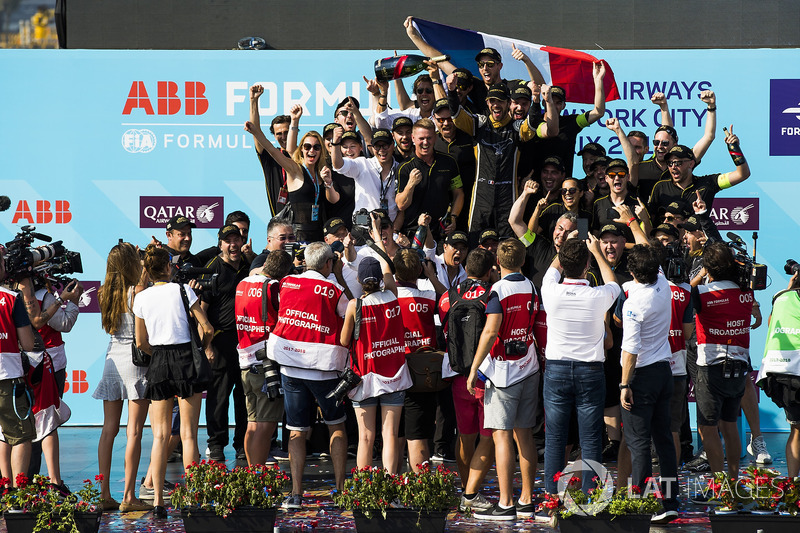 Jean-Eric Vergne, Techeetah, fête son titre de Champion