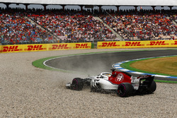 Marcus Ericsson, Sauber C37, spin atıyor