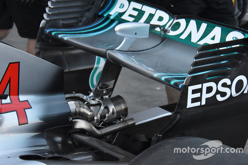Детали задней части Mercedes F1 W09