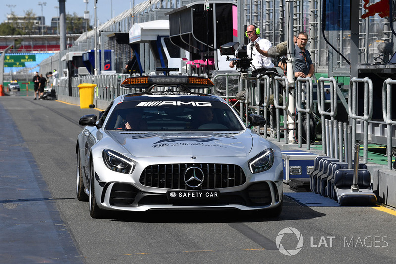 Safety car