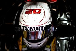 Kevin Magnussen, Renault Sport F1 Team