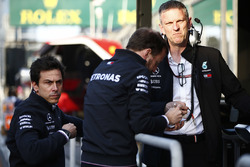 Toto Wolff, Executive Director (Business), Mercedes AMG, and James Allison, Technical Director, Mercedes AMG