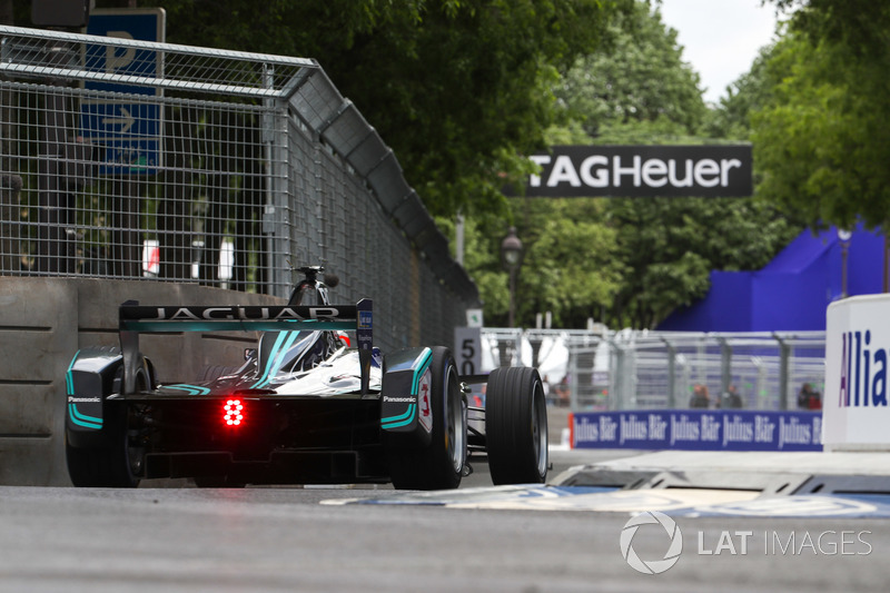 Nelson Piquet Jr., Jaguar Racing