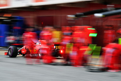 Sebastian Vettel, Ferrari SF71H pit stop