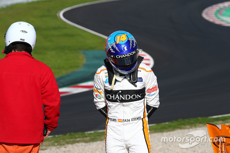 Остановка на трассе: Фернандо Алонсо, McLaren MCL33